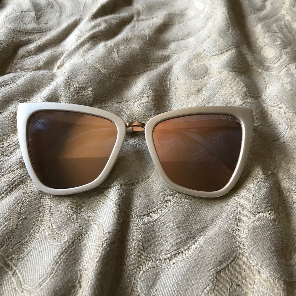 QUAY Australia My Girl Cateye Sunglasses - White